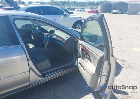 2008 Acura Rl 3.5 from USA, damaged, VIN JH4KB16578C003739